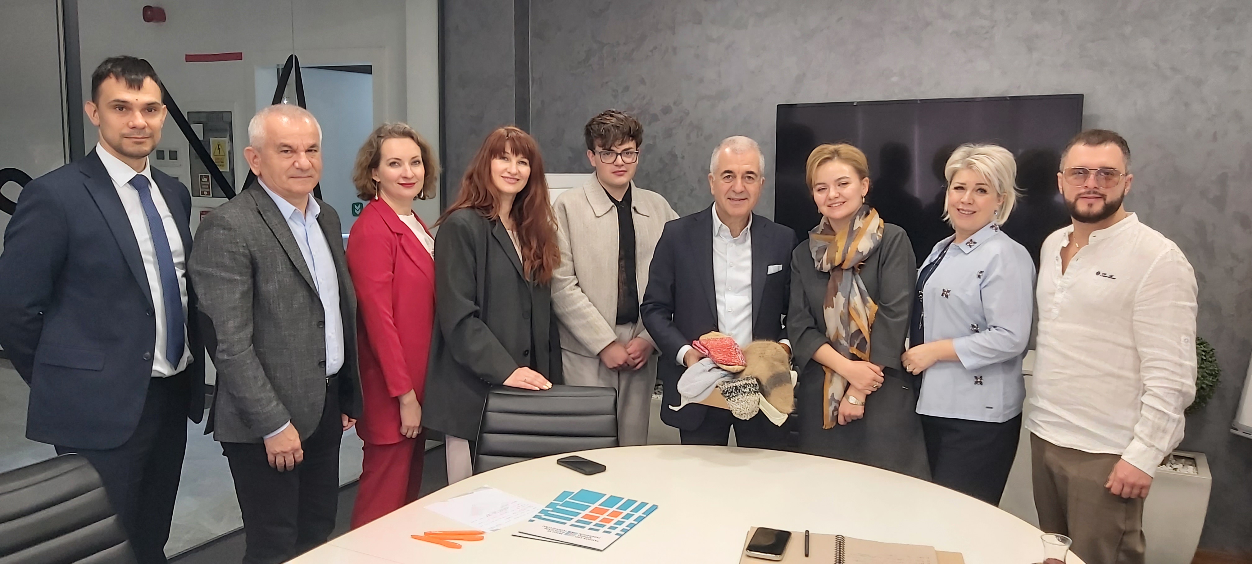 MODA VE HAZIR GİYİM FEDERASYONU İLE RUS TASARIMCILAR DERNEĞİ ARASINDA STRATEJİK İŞBİRLİĞİ